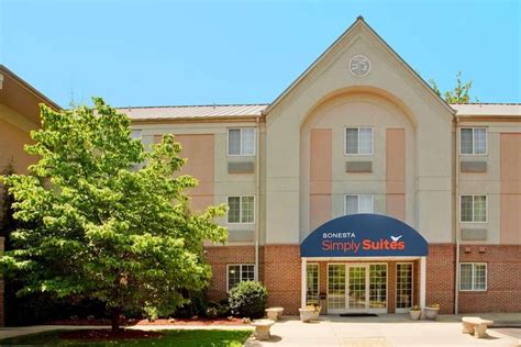 Pet Friendly Hotels in Hampton, VA